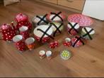 oilily servies douwe egberts, Huis en Inrichting, Keuken | Servies, Ophalen, Zo goed als nieuw, Overige stijlen, Compleet servies