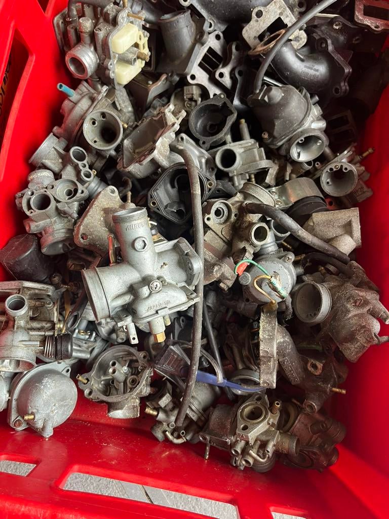 Partij carburateurs scooter 2- en 4 takt, Ophalen, Gebruikt, Overige typen, Overige merken