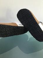 GRATIS VERZENDEN | BIRKENSTOCK Klasse witte slippers 39, Slippers, Verzenden, Wit, Zo goed als nieuw