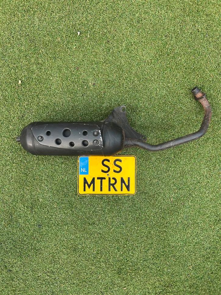 Piaggo 2t uitlaat 50cc, Fietsen en Brommers, Brommers | Tuning en Styling, Zo goed als nieuw, Ophalen of Verzenden