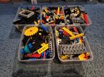 Partij O189=5x bakjes met Lego technic onderdelen