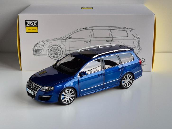 1:18 NZG Volkswagen Passat Variant R36 Biscay Blue 2009, Hobby en Vrije tijd, Modelauto's | 1:18, Zo goed als nieuw, Auto, Overige merken