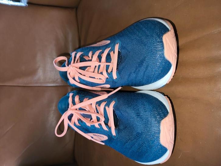 Brooks ravenna 11 hardloopschoenen maat 41, Sport en Fitness, Loopsport en Atletiek, Zo goed als nieuw, Hardloopschoenen, Overige merken