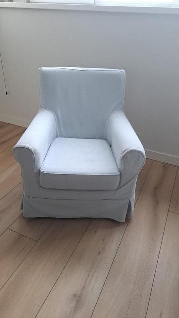 Ikea Fauteuil Babykamer beschikbaar voor biedingen