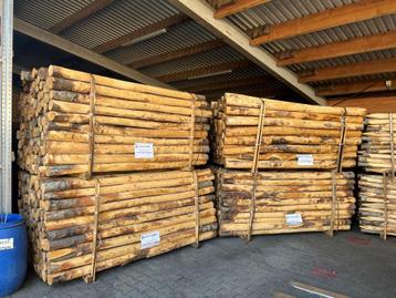 Kastanje hout beschikbaar voor biedingen