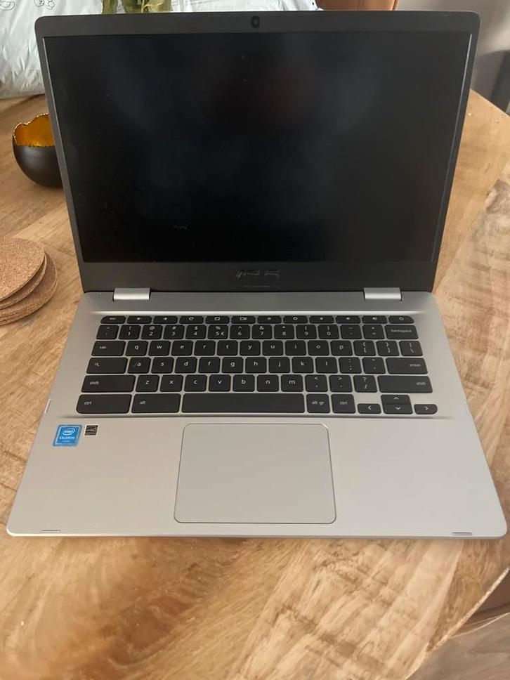 Asus Chromebook  424M, Computers en Software, Chromebooks, Zo goed als nieuw, 14 inch, 4 GB of minder, 64 GB, Qwerty, Ophalen