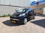 Peugeot 107 l APK 09/2026 l 136dkm l Onderhoudhis. l €3.200, Auto's, Peugeot, Voorwielaandrijving, Stof, Elektrische ramen, 4 stoelen
