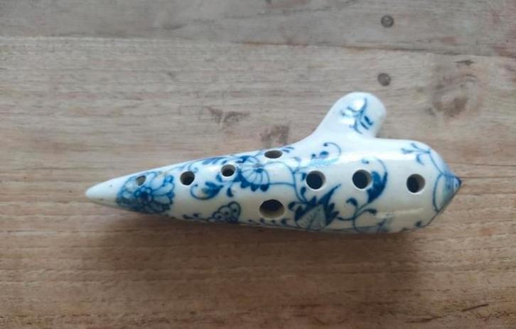 Ocarina uit meissen porselein, Verzamelen, Beelden en Beeldjes, Overige typen, Ophalen of Verzenden