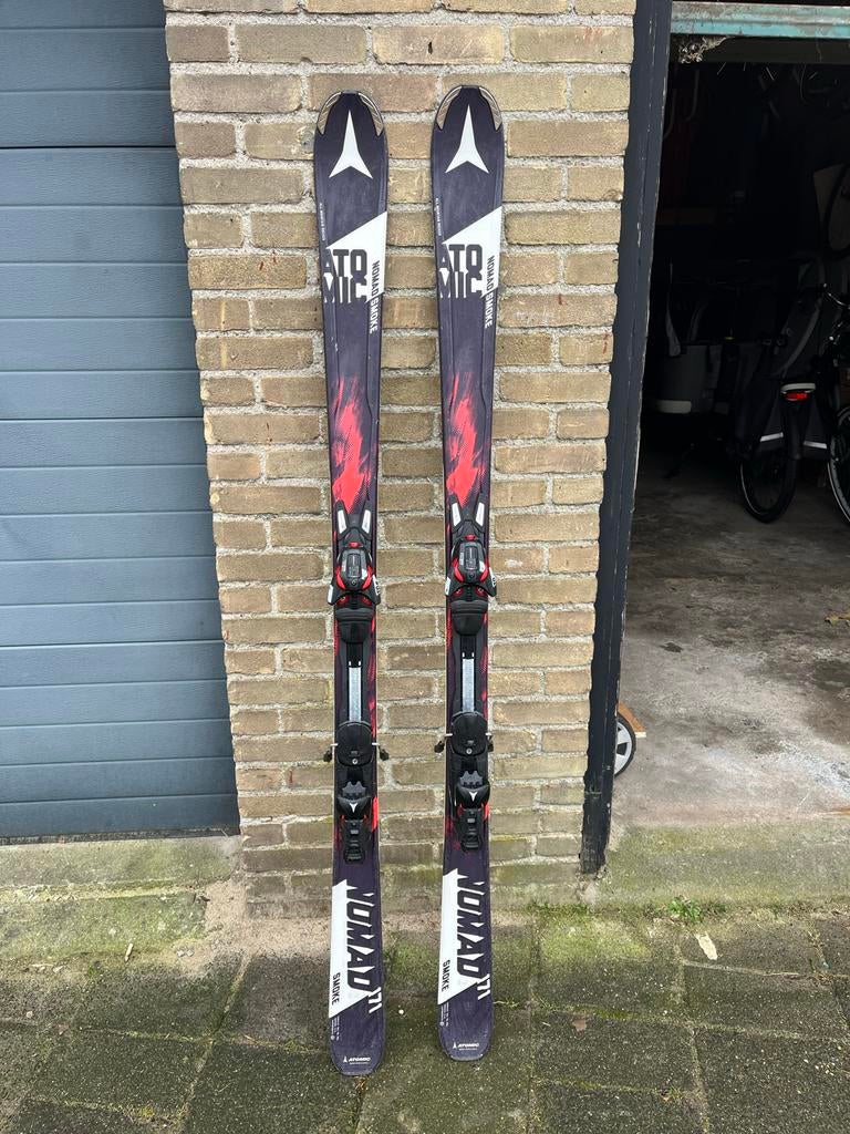 Atomic Smoke Ski's 171cm - Gebruikt, 160 tot 180 cm, Gebruikt, Ophalen of Verzenden, Carve