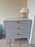 Grijze commode van Kidsmil amy, Zo goed als nieuw, Commode, Ophalen