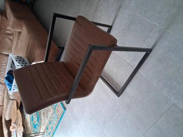 Industriele stoelen 6 x beschikbaar voor biedingen