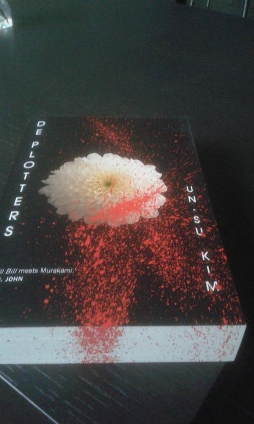 De plotters - Us-Su Kim, Boeken, Thrillers, Nieuw, Wereld overig, Ophalen of Verzenden