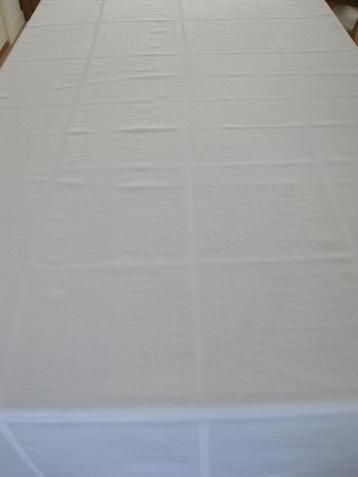 Fraai Cinderella tafelkleed beschikbaar voor biedingen
