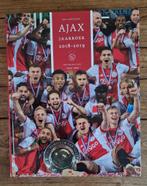 Het officiële Ajax jaarboek 2018 - 2019, Ophalen of Verzenden, Zo goed als nieuw, Ajax, Boek of Tijdschrift
