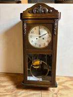 Hangklok met slinger, Antiek en Kunst, Antiek | Klokken, Ophalen of Verzenden