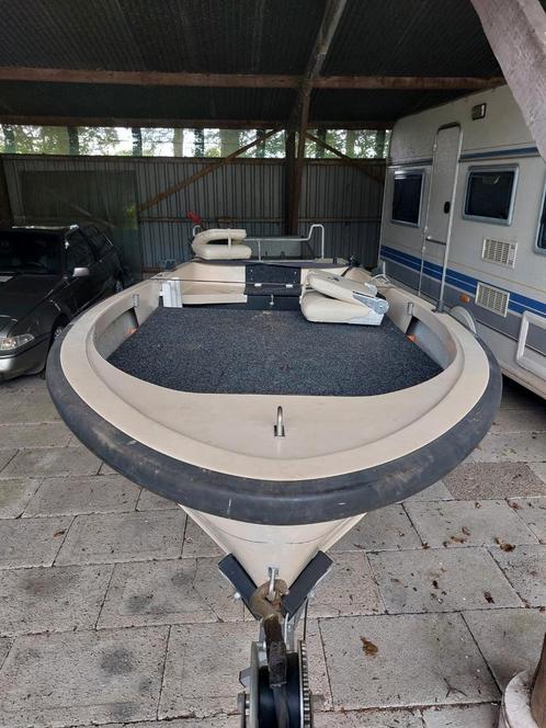 Visboot polyester 365 incl motor en trailer, Watersport en Boten, Vis- en Consoleboten, Gebruikt, Tot 10 pk, 3 tot 6 meter, Benzine