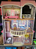 Groot houten poppenhuis met meubels, Kinderen en Baby's, Speelgoed | Poppenhuizen, Ophalen, Gebruikt, Poppenhuis