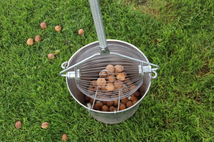Noten raper - notenrol - notenboom walnoot, Tuin en Terras, Overige Tuin en Terras, Zo goed als nieuw, Ophalen of Verzenden