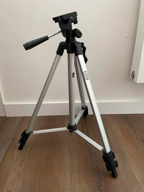 Statief van Luxon, Audio, Tv en Foto, Fotografie | Statieven en Balhoofden, Gebruikt, Driepoot, 150 tot 175 cm, Ophalen of Verzenden