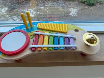 Muziekinstrument beschikbaar voor biedingen