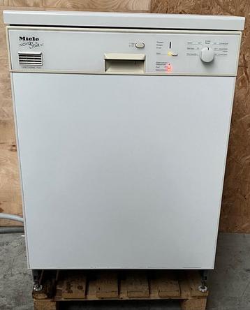 Vaatwasser, vaatwasmachine, afwasmachine Miele HG01 Novostar beschikbaar voor biedingen