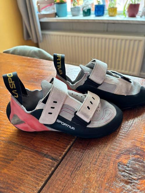 La Sportiva Finale VS Dames, Sport en Fitness, Klimsport, Zo goed als nieuw, Klimsportschoenen, Ophalen