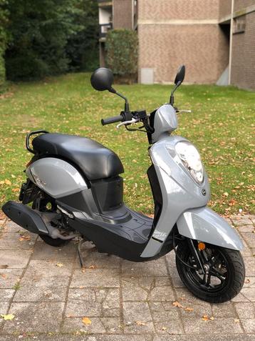 ≥ SYM MIO 1ST EIGENAAR DEC 2021 — Scooters SYM