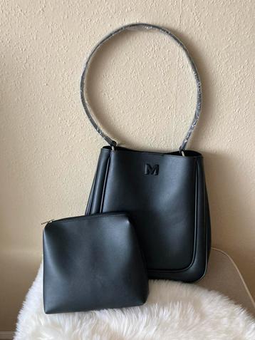 Nieuwe Mexx Zwarte Schoudertas + bijbehorende clutch beschikbaar voor biedingen