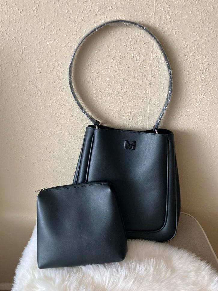 Nieuwe Mexx Zwarte Schoudertas + bijbehorende clutch, Sieraden, Tassen en Uiterlijk, Tassen | Damestassen, Nieuw, Schoudertasje