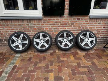 Nette originele 18 inch Mercedes E63 Breedset zomerbanden beschikbaar voor biedingen