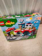 Lego 10948 parkeergarage en wasstraat nieuw in doos, Kinderen en Baby's, Speelgoed | Duplo en Lego, Ophalen of Verzenden, Zo goed als nieuw