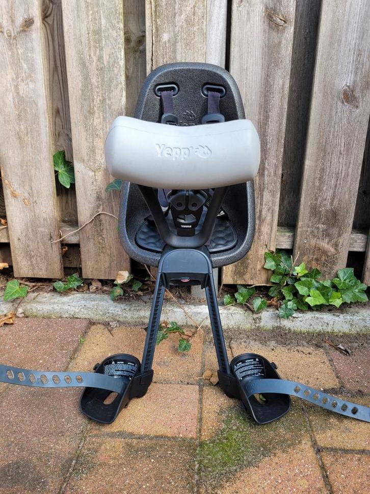 Thule Yepp Voorzitje + Windscherm + 2 Beugels, Fietsen en Brommers, Fietsaccessoires | Fietsstoeltjes, Zo goed als nieuw, Voorzitje