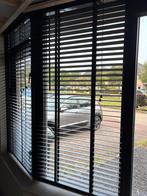 Zwarte jaloezieën, Huis en Inrichting, Stoffering | Gordijnen en Lamellen, Zwart, Zo goed als nieuw, 150 tot 200 cm, 50 tot 100 cm