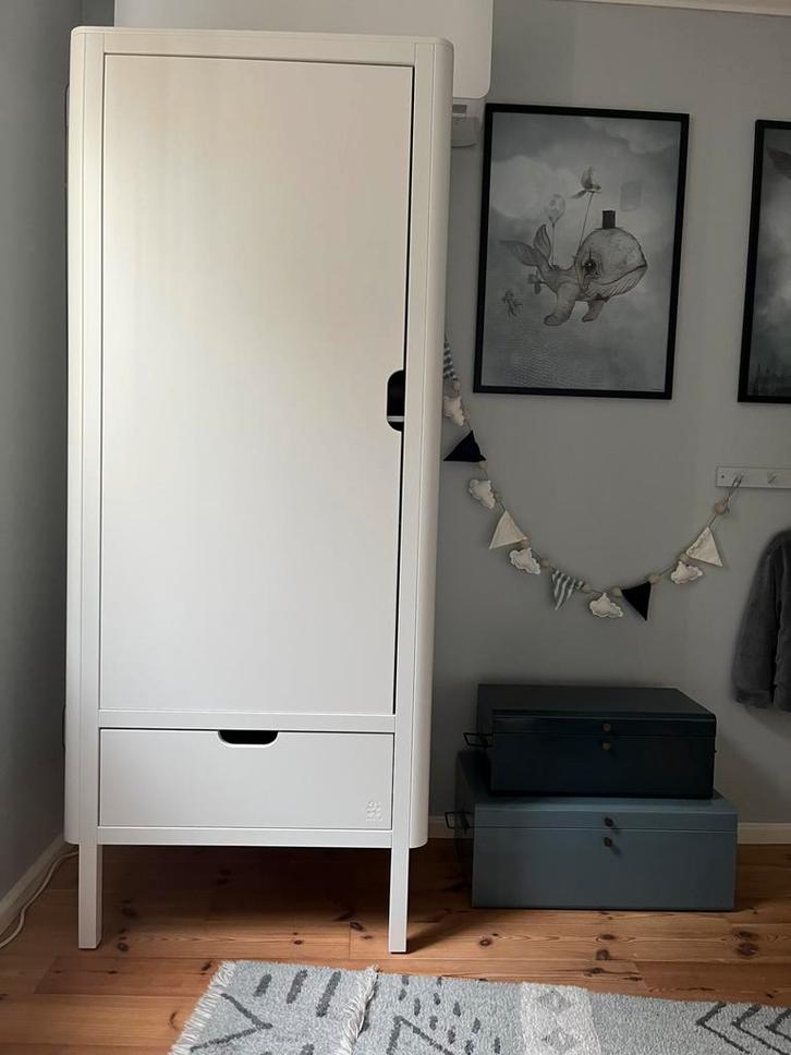 Sebra kledingkast enkele deur, Kinderen en Baby's, Kinderkamer | Commodes en Kasten, Zo goed als nieuw, Kast, 105 cm of meer, 100 cm of meer