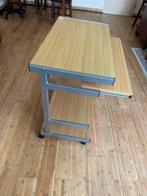 Computer tafel - Bureau met metalen frame, Huis en Inrichting, Tafelonderdelen, Gebruikt, 50 tot 100 cm, Ophalen of Verzenden