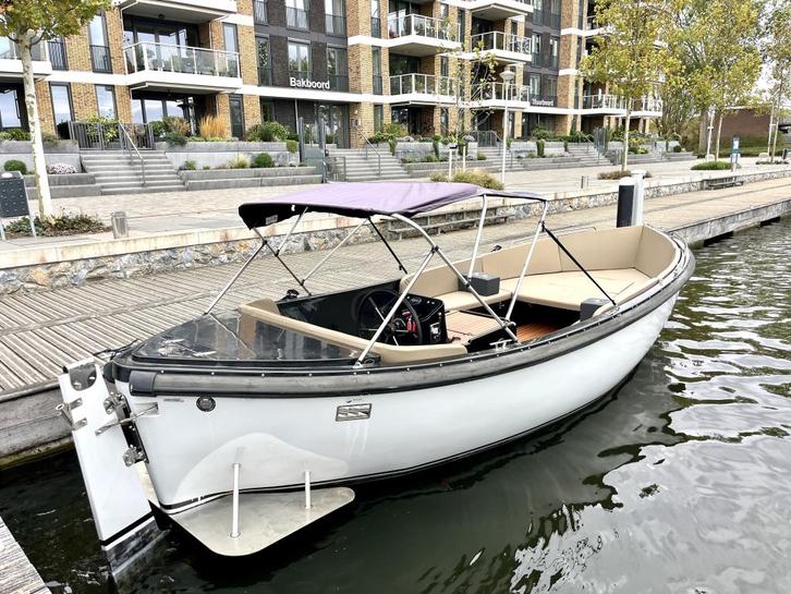 Escape 750 sloep | Yamaha 20 pk | nieuwe kap en kussens, Watersport en Boten, Sloepen, Gebruikt, 6 meter of meer, Overige brandstoffen