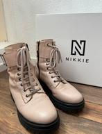 Nikkie beige / bruine boots in maat 39, Verzenden, Beige, Lage of Enkellaarzen, Zo goed als nieuw