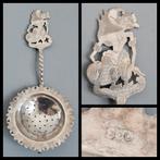 Antiek zilver,  djokja zilveren theezeef, fors model, Ophalen of Verzenden, Zilver