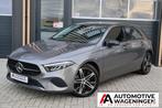 Mercedes-Benz A-Klasse A 180 136pk 7G-DCT 2023 Grijs, Auto's, 136 pk, 4 cilinders, Bedrijf, Hybride Elektrisch/Benzine