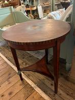 Antiek Brocante nachtkastje, rond, houten side table,, Hoofdstraat 15, Rond, Nieuw, Il fienile