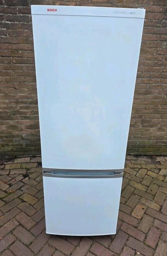 Bosch vrijstaande koelkast vriezer koelvriescombinatie A++, Witgoed en Apparatuur, Koelkasten en IJskasten, Zo goed als nieuw