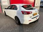 Mitsubishi Lancer Sportback 1.6 117pk Edition Two / Trekhaak, Auto's, Mitsubishi, Voorwielaandrijving, Gebruikt, Zwart, 4 cilinders