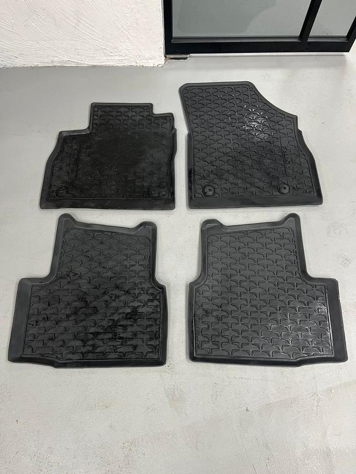 Originele rubberen automatten Opel Astra K, Auto diversen, Auto-accessoires, Zo goed als nieuw, Ophalen of Verzenden