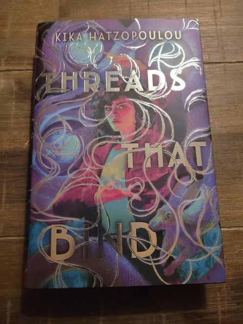 Fairyloot - Threads That Bind - Kika Hatzopoulou - Juli 2023, Boeken, Fantasy, Ophalen of Verzenden