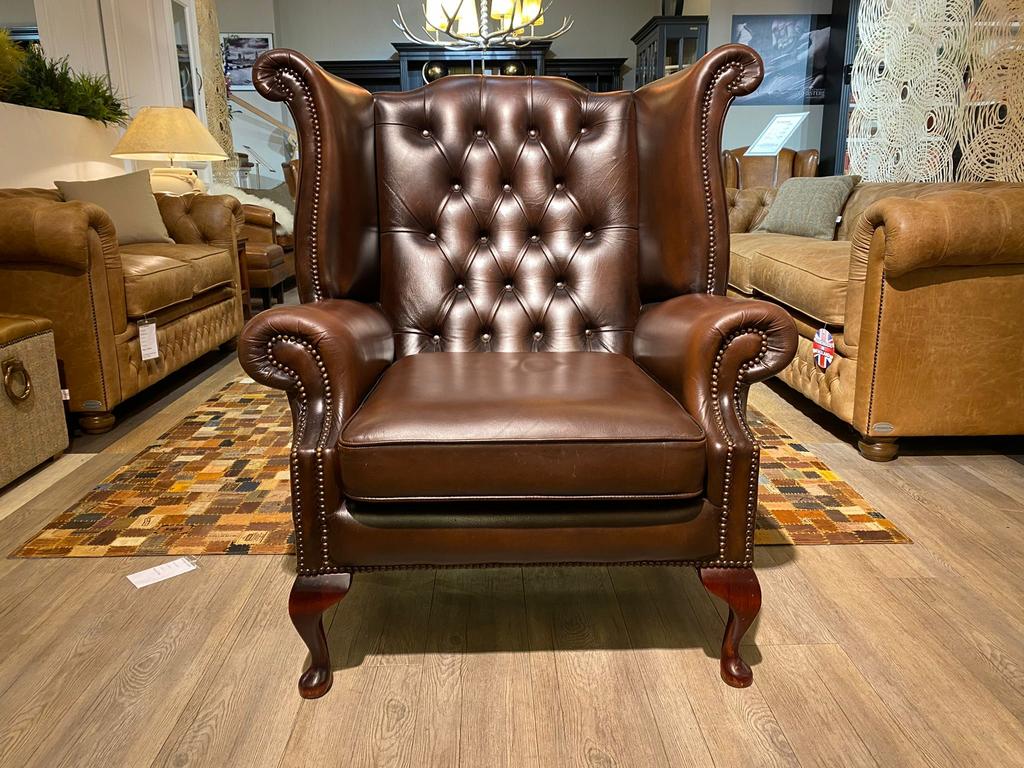 Originele Engelse Chesterfield oorfauteuil bruin, Huis en Inrichting, Fauteuils, Ophalen of Verzenden, 75 tot 100 cm