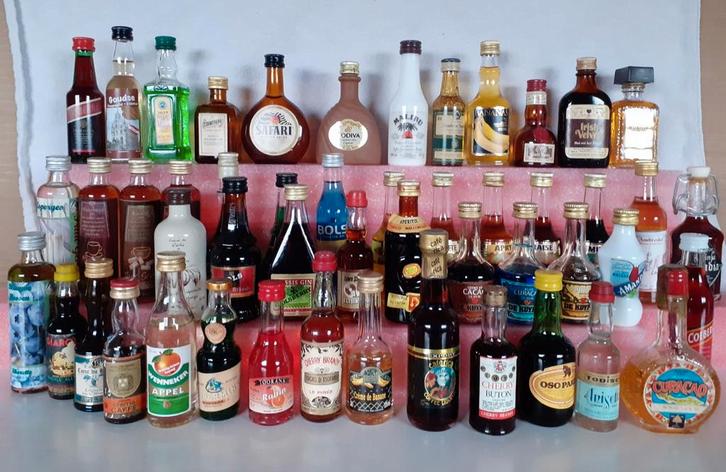 Zoete Zomer Miniaturen Drankflesjes., Verzamelen, Overige Verzamelen, Ophalen of Verzenden