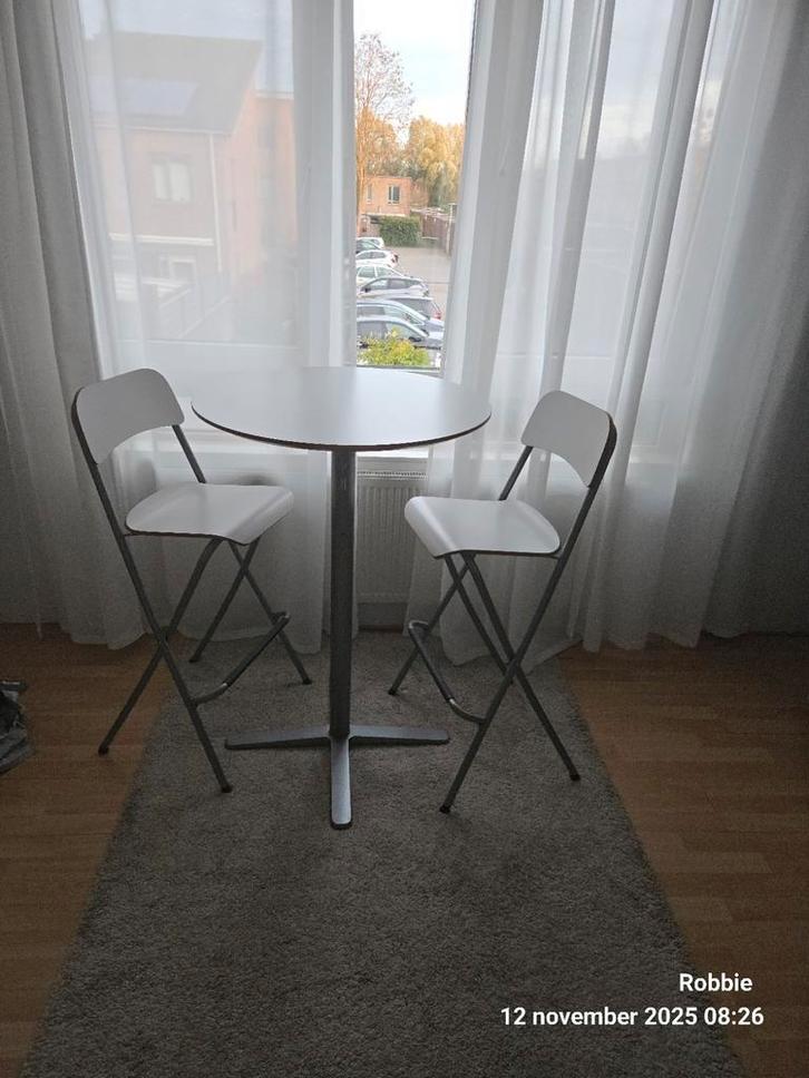 Ikea Statafel + 2 Stoelen - Zo Goed Als Nieuw!, Huis en Inrichting, Barkrukken, Zo goed als nieuw, 90 cm of meer, Kunststof, Metaal