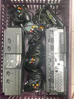 Originele Xboxen (2x) + 4 Controllers - Voor de Hobbyist, Spelcomputers en Games, Ophalen, Gebruikt, Overige genres, 3 spelers of meer
