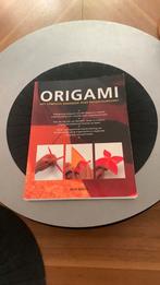 Origami papiervouwkunst handboek, Ophalen of Verzenden, Zo goed als nieuw
