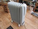 Olie radiator, Doe-het-zelf en Verbouw, Verwarming en Radiatoren, Ophalen, 30 tot 80 cm, Radiator, Zo goed als nieuw